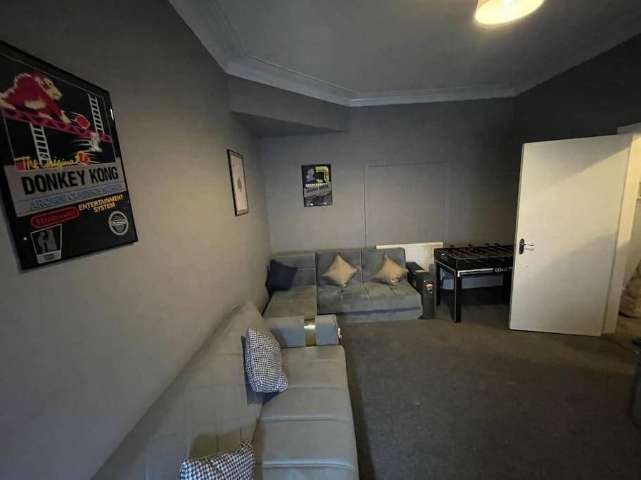 30 Percent Off Weekly Stays - 6 Bedroom House - 11 Beds Blackpool Ngoại thất bức ảnh