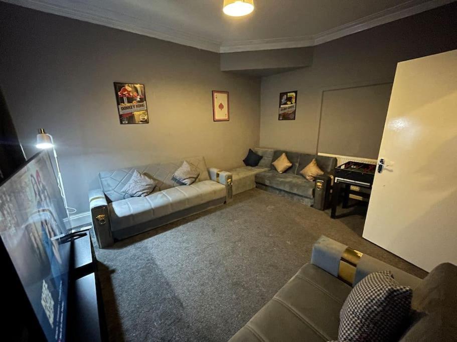 30 Percent Off Weekly Stays - 6 Bedroom House - 11 Beds Blackpool Ngoại thất bức ảnh